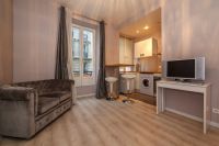 Снять двухкомнатную квартиру в Париже, Франция 41м2 недорого цена 504€ ID: 30830 1