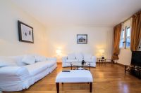 Снять трехкомнатную квартиру в Париже, Франция 100м2 недорого цена 1 176€ ID: 31136 3