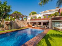 Купить виллу в Марбелье, Испания участок 2 000м2 цена 2 950 000€ у моря элитная недвижимость ID: 63020 11