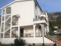 Купить виллу в Баре, Черногория 390м2, участок 486м2 цена 320 000€ у моря элитная недвижимость ID: 72510 2