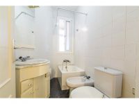 Купить трехкомнатную квартиру в Барселоне, Испания 66м2 цена 320 000€ элитная недвижимость ID: 74895 5
