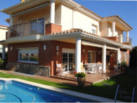 Купить дом в Барселоне, Испания 358м2, участок 500м2 цена 720 000€ элитная недвижимость ID: 84696 1