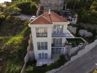 Купить виллу в Будве, Черногория 220м2, участок 400м2 цена 590 000€ у моря элитная недвижимость ID: 85703 1