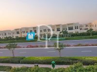 Купить таунхаус в Дубае, ОАЭ 237м2, участок 360м2 цена 2 700 000Dh элитная недвижимость ID: 124745 1