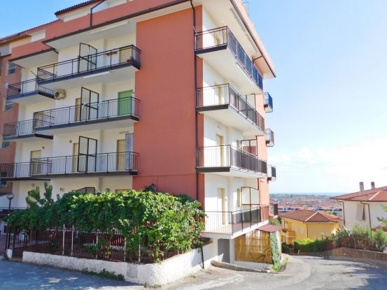 Недвижимость в скалее италия купить недвижимость в европе цены