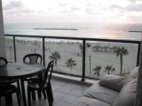 Rent three-room apartment in Tel Aviv, Israel 60m2 low cost price 2 207€ ID: 14745 4