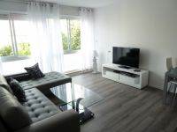 Rent three-room apartment in Tel Aviv, Israel 70m2 low cost price 1 576€ ID: 14781 3