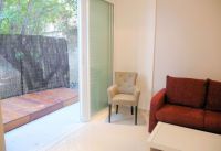 Rent multi-room apartment in Tel Aviv, Israel 50m2 low cost price 1 072€ ID: 15062 4