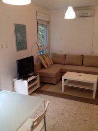 Rent multi-room apartment in Tel Aviv, Israel 65m2 low cost price 1 261€ ID: 15137 4