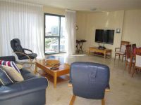Снять трехкомнатную квартиру в Герцлии, Израиль недорого цена 2 648€ ID: 15139 4