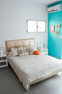 Rent three-room apartment in Tel Aviv, Israel 80m2 low cost price 1 072€ ID: 15192 5