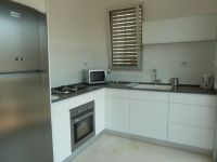 Rent three-room apartment in Tel Aviv, Israel 65m2 low cost price 1 639€ ID: 15211 2