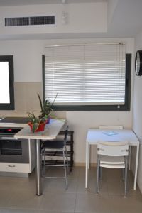 Rent three-room apartment in Tel Aviv, Israel low cost price 1 387€ ID: 15232 2