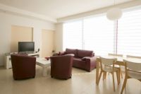 Rent three-room apartment in Tel Aviv, Israel low cost price 1 702€ ID: 15364 2