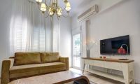 Rent two-room apartment in Tel Aviv, Israel 60m2 low cost price 1 135€ ID: 15393 3