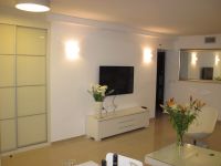 Rent three-room apartment in Tel Aviv, Israel 70m2 low cost price 2 207€ ID: 15427 3