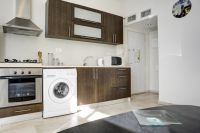 Rent two-room apartment in Tel Aviv, Israel low cost price 1 135€ ID: 15435 5