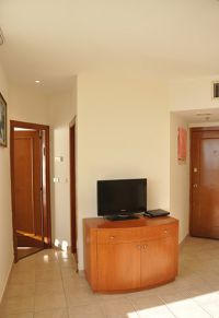 Снять двухкомнатную квартиру в Бат-Яме, Израиль 45м2 недорого цена 1 261€ ID: 15581 2