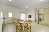 Rent three-room apartment in Tel Aviv, Israel low cost price 1 387€ ID: 15591 3