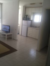 Rent two-room apartment in Tel Aviv, Israel low cost price 1 135€ ID: 15606 3