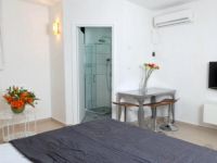 Rent one room apartment in Tel Aviv, Israel 27m2 low cost price 945€ ID: 15622 2