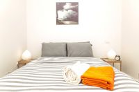 Rent three-room apartment in Tel Aviv, Israel price on request ID: 15657 2