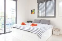 Rent three-room apartment in Tel Aviv, Israel price on request ID: 15659 3