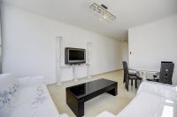 Rent three-room apartment in Tel Aviv, Israel low cost price 2 207€ ID: 15666 2