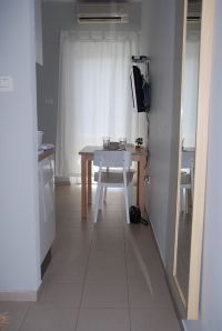 Rent commercial property in Tel Aviv, Israel low cost price 1 261€ commercial property ID: 15727 2