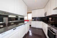 Rent three-room apartment in Paris, France 100m2 low cost price 2 695€ ID: 30237 5