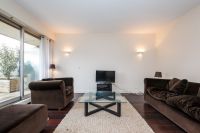 Rent three-room apartment in Paris, France 110m2 low cost price 1 680€ ID: 30832 2