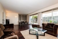 Rent three-room apartment in Paris, France 110m2 low cost price 1 680€ ID: 30832 5