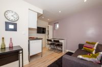 Rent two-room apartment in Paris, France 30m2 low cost price 840€ ID: 30836 1