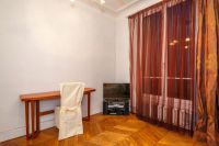Rent two-room apartment in Paris, France 42m2 low cost price 721€ ID: 30837 5