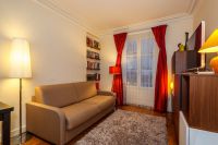Rent two-room apartment in Paris, France 40m2 low cost price 1 008€ ID: 30838 1