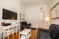 Снять однокомнатную квартиру в Париже, Франция 27м2 недорого цена 1 008€ ID: 30851 2