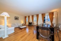Снять трехкомнатную квартиру в Париже, Франция 100м2 недорого цена 1 176€ ID: 31136 1