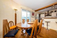 Rent three-room apartment in Paris, France 70m2 low cost price 1 008€ ID: 31137 5