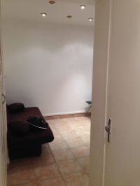 Rent one room apartment in Paris, France 22m2 low cost price 315€ ID: 31150 2