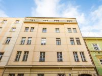 Buy commercial property in Prague, Czech Republic 800m2 price 1 500 825€ commercial property ID: 66233 1