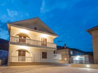 Купить дом в Герцег-Нови, Черногория 200м2, участок 440м2 цена 360 000€ у моря элитная недвижимость ID: 70983 1