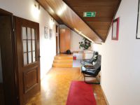 Rent commercial property in Ljubljana, Slovenia 28m2 low cost price 49€ commercial property ID: 86000 2