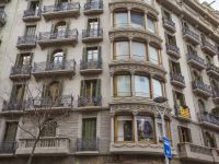 Многокомнатная квартира в г. Барселона (Испания) - 136 м2, ID:87553