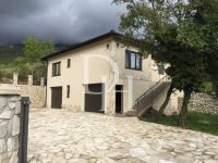 Buy home in Herceg Novi, Montenegro 206m2, plot 1 320m2 price 270 000€ ID: 94836 1