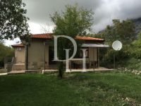 Buy home in Herceg Novi, Montenegro 206m2, plot 1 320m2 price 270 000€ ID: 94836 5