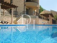 Купить апартаменты в Герцег-Нови, Черногория 151м2 цена 220 000€ ID: 94820 2