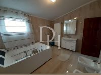 Buy villa in a Bar, Montenegro 420m2, plot 536m2 price 945 000€ near the sea elite real estate ID: 99327 5