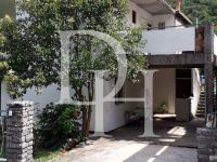 Buy villa in Herceg Novi, Montenegro 180m2, plot 559m2 price 320 000€ near the sea elite real estate ID: 101437 8