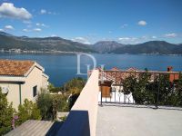 Buy villa in Tivat, Montenegro 150m2, plot 170m2 price 290 000€ near the sea ID: 101690 1