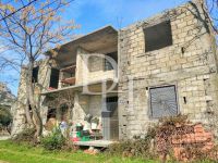 Buy villa in Sutomore, Montenegro 252m2, plot 229m2 price 110 000€ ID: 101993 1